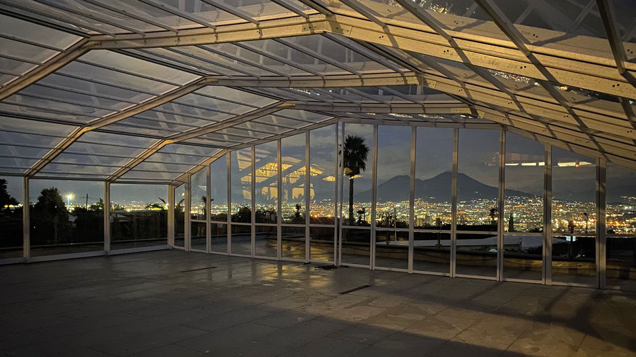 piscina-napoli-coperta